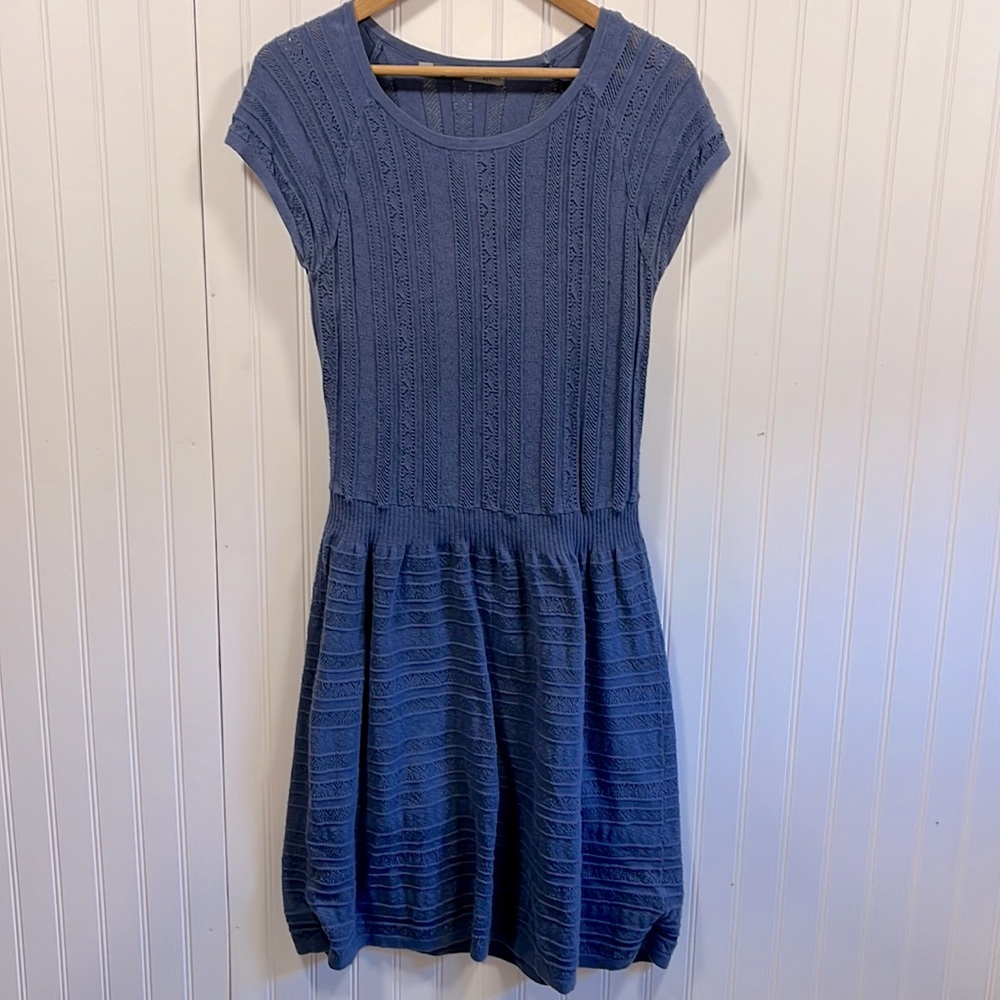 Athleta cotton short sleeve knee length dress
